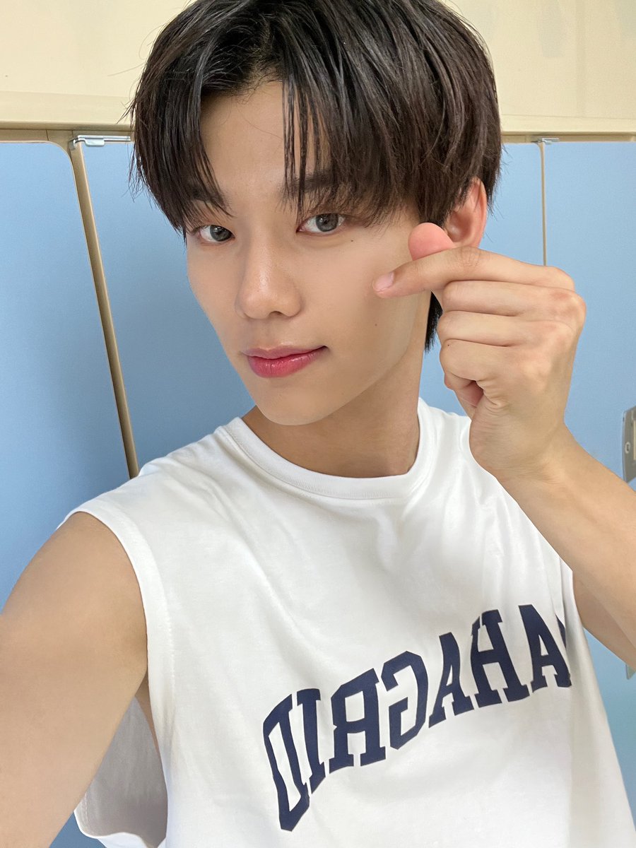 ㅤㅤ
ㅤㅤ˖⃗ . ݁ 🖇 ₊ ˖ ་. 𝙴e𝚟ee 𝚄pdate 
ㅤ