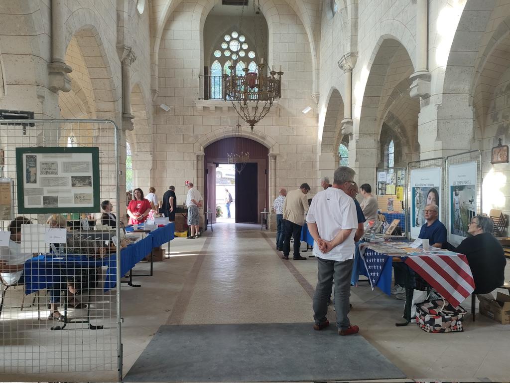 bibliocrecy's tweet photo. Salon du livre 1
Visite guidée et lecture d'extraits par un comédien https://t.co/2TuP6PezJR