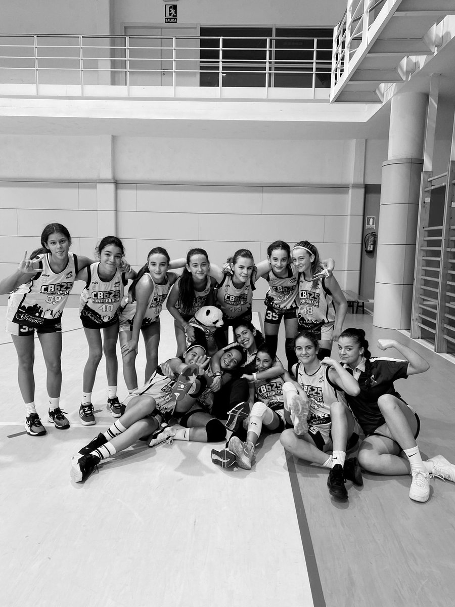 Cerei15's tweet photo. Valor, amor y cicatriz. 
@CB625Ponferrada 
#BELIEVE 💪🏼❤️‍🔥🏀 https://t.co/LAlFHj02FL