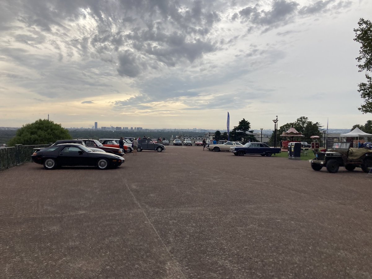 AVTCO's tweet photo. #autoretro92 https://t.co/4Y6z7qOeD0