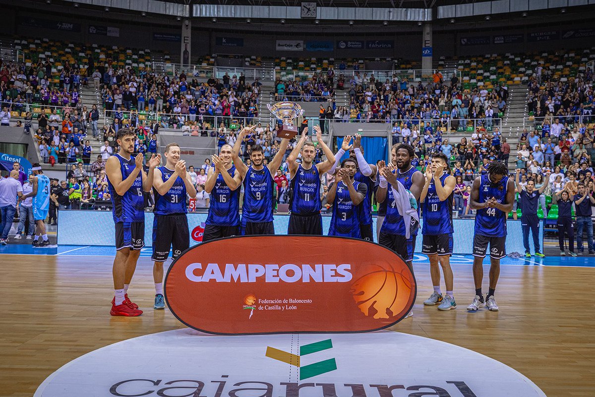 SanPabloBurgos's tweet photo. CRÓNICA | 79-85. ¡Campeones de la Copa Castilla y León!

📝 https://t.co/1N26kdgJp2

#PretemporadaSPB #CaminoDeVuelta 💙 https://t.co/q9SVIjAdMB