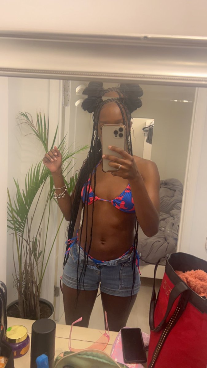 jaaaybay's tweet photo. 5’6” 115 lbs https://t.co/EhKsCuhufE