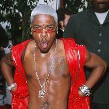 GeorgeStr8's tweet image. “Sisqo dancing to the thong song” is absolutely nuts 🔥 hahah #NFL