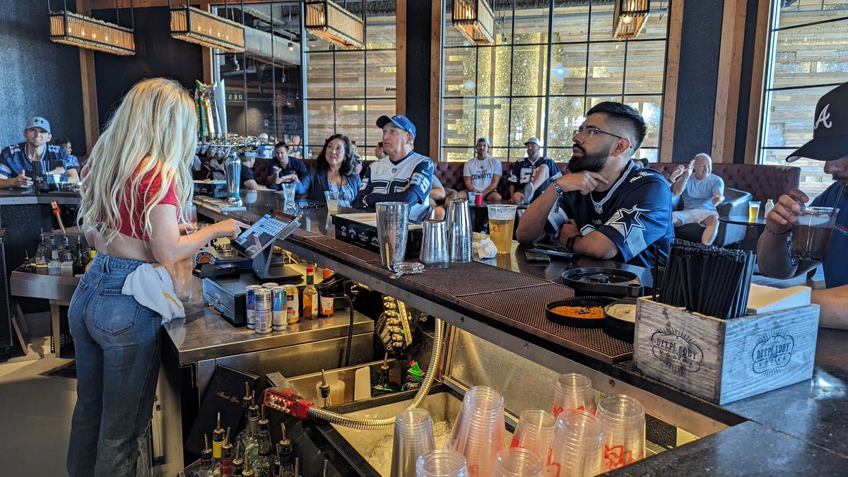 S4TeamAlpha's tweet photo. It's Sunday, and what better way to spend it than watching all the games at @tx_live in the @Shift4 Arena! @SkyTabPOS is helping out staff and patrons enjoy the best food and drink while watching every NFL game! 2 hrs until the home team kicks off! Let's Go @dallascowboys! https://t.co/XrGPqrzKvS