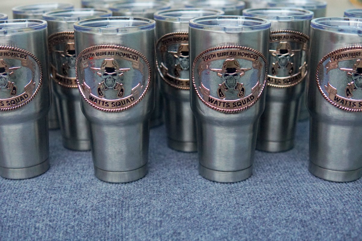 punchybuckles's tweet photo. Customized Trophy Cup by Punchy ⚡️⚡️
#punchy #punchybuckles #madebypunchy #bucklecups #trophycups #customized #rodeo #westernlife https://t.co/QpgE5e9KYK