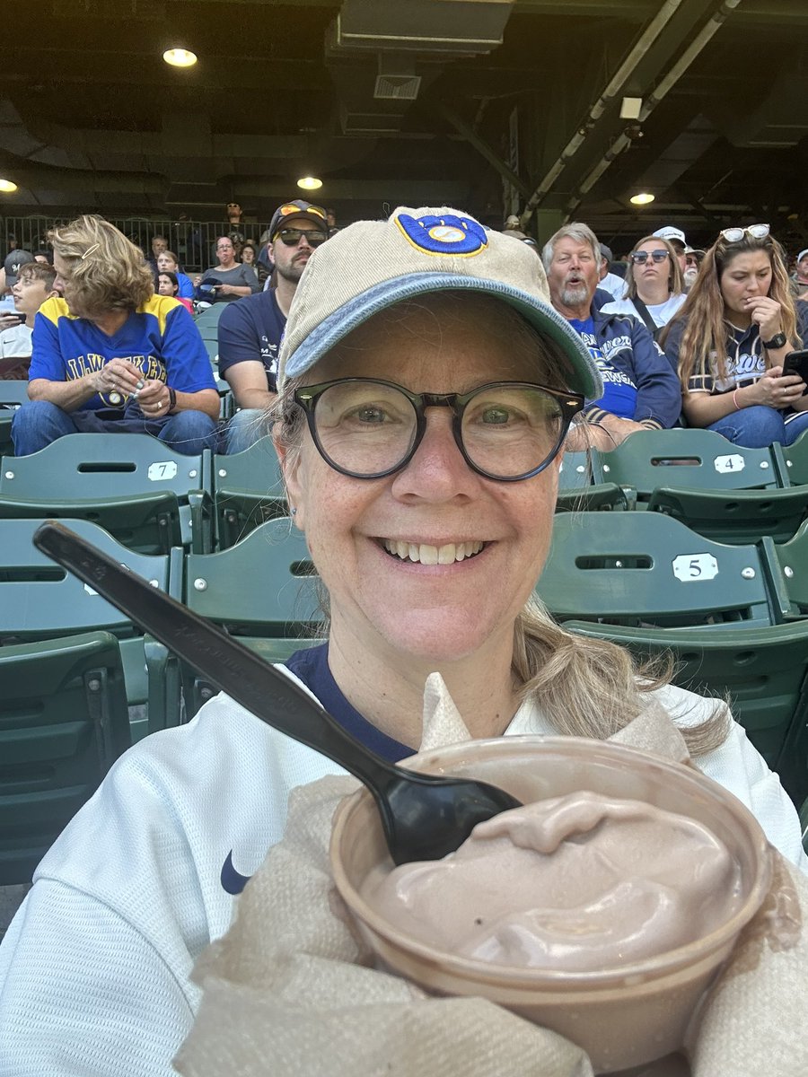 juliebalchWI's tweet photo. Today I honor my Dad who loved baseball and ice cream, so I’m at the Brewers (my happy place) and already ate my ice cream. Go Brewers!
#ThisIsMyCrew https://t.co/mUpZXfTDYj