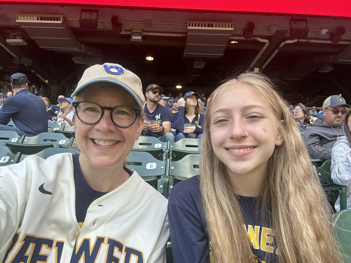 juliebalchWI's tweet photo. Today I honor my Dad who loved baseball and ice cream, so I’m at the Brewers (my happy place) and already ate my ice cream. Go Brewers!
#ThisIsMyCrew https://t.co/mUpZXfTDYj
