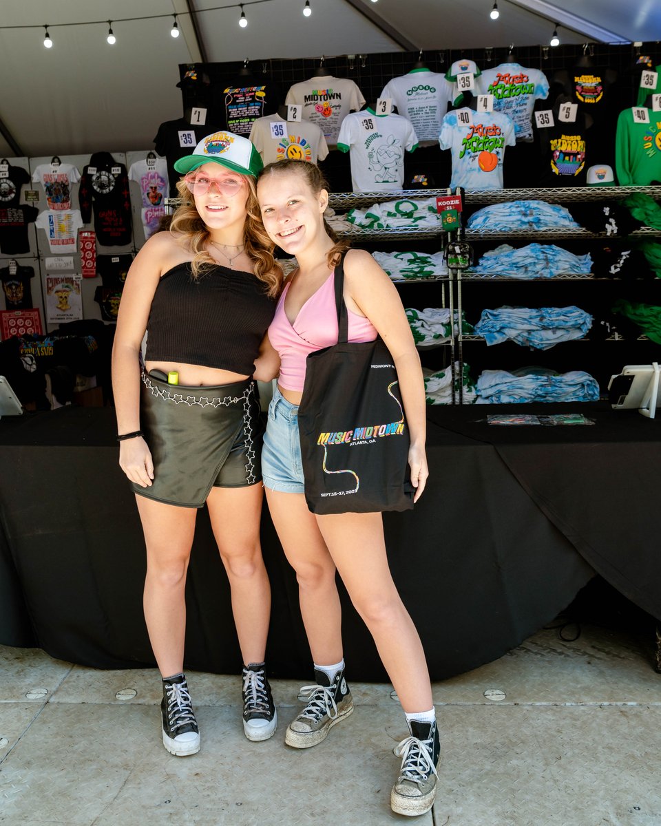 Last chance to grab some Midtown Merch 😃 🧢

📸: @smilingeyesmedia_