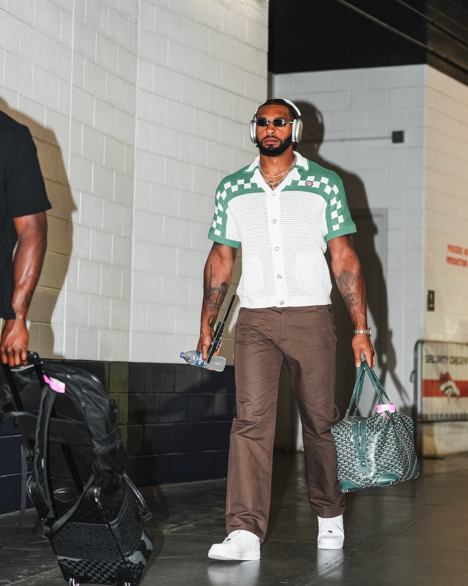 Commanders's tweet image. Sunday best 😎

#WASvsDEN | #HTTC