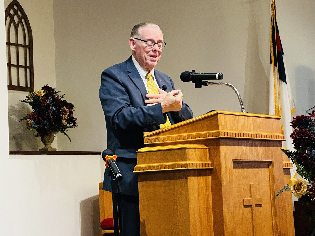 PastorJerel's tweet photo. Victory Baptist Church enjoyed hearing Bro. Lonnie Mattingly today! He is a kind, gracious, and humble preacher; he helped myself and my church today! God used him at Shawnee Baptist in Louisville for decades, and is still using him today! The Lord is good! https://t.co/I1Uje4gz2g