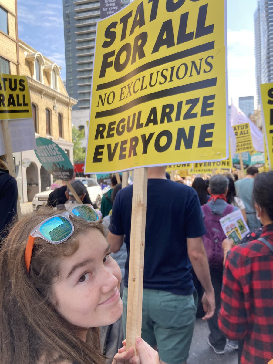 Today I joined an action in Toronto to call on Prime Minister @justintrudeau to ensure #StatusforAll when #Parliament returns tomorrow @MigrantRightsCA