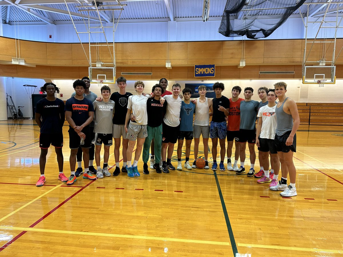 Great to have #NewmanAlum Joe Pebley ‘23 back on campus today. Joe is a freshman at WPI! #LeadersLeadingLeaders #CultureCarrier