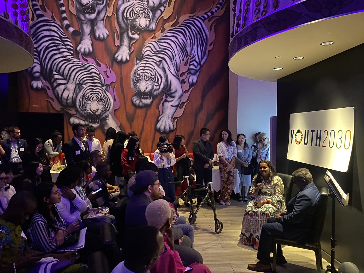 AU Youth Envoy Chido Mpemba (@au_youthenvoy) on Twitter photo The <a href="/AU_YouthEnvoy/">AU Youth Envoy Chido Mpemba</a> was a guest speaker at the celebration of the legacy of <a href="/jayathmadw/">Jayathma Wickramanayake</a> as the <a href="/UN/">United Nations</a> Secretary-General's Envoy on Youth and the accomplishments of her office, in New York on the sidelines of the #UNGA2023 The <a href="/AU_YouthEnvoy/">AU Youth Envoy Chido Mpemba</a> was a guest speaker at the celebration of the legacy of <a href="/jayathmadw/">Jayathma Wickramanayake</a> as the <a href="/UN/">United Nations</a> Secretary-General's Envoy on Youth and the accomplishments of her office, in New York on the sidelines of the #UNGA2023
