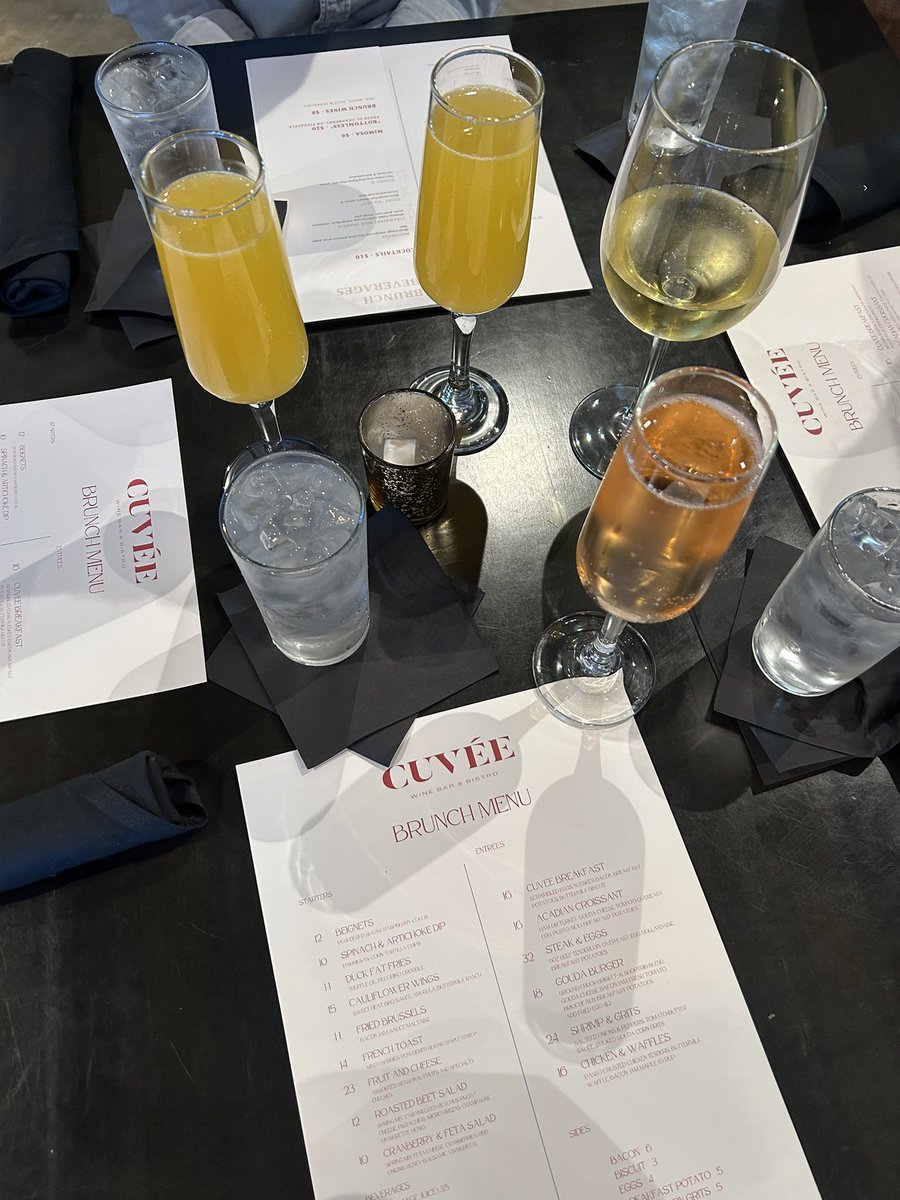 moniquemcrochet's tweet image. Had a delicious and wonderful brunch today with great friends.  Nice job Cuvée!  We will be back. #MoCro #MPO