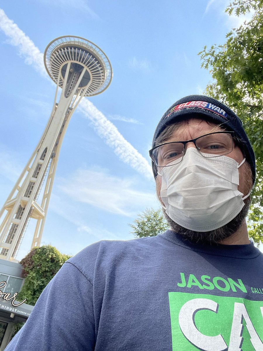 CallForCongress's tweet image. Getting ready to canvass the pro climate action crowd and march to #EndFossilFuel 
#CallForCongress🌱