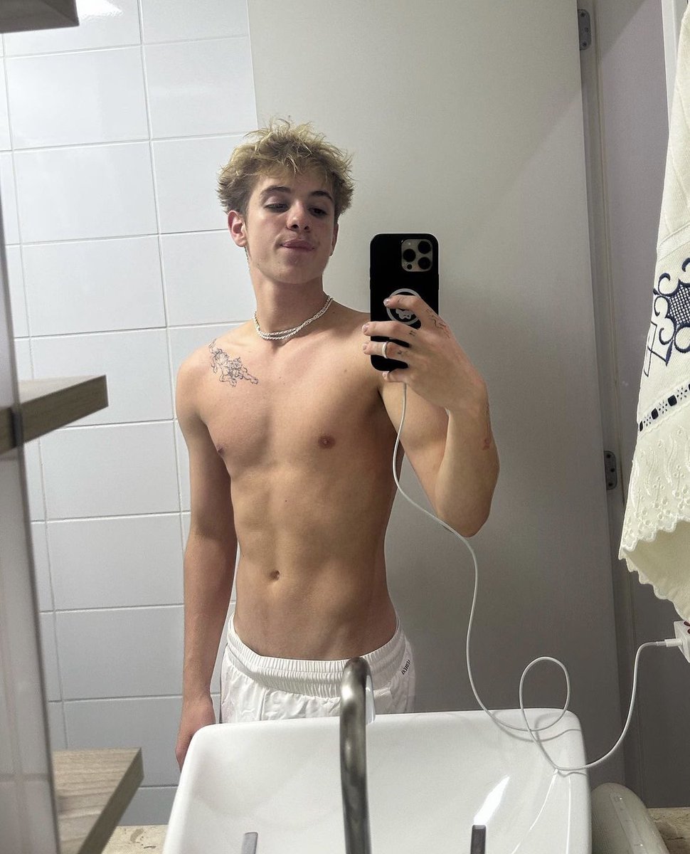 ㅤ 

ㅤ           𝗜𝗡𝗦𝗧𝗔𝗚𝗥𝗔𝗠  𝗦𝗧𝗢𝗥𝗜𝗘𝗦 

             ㅤ≡     ⌕       ⊞      ♡       ○

ㅤ