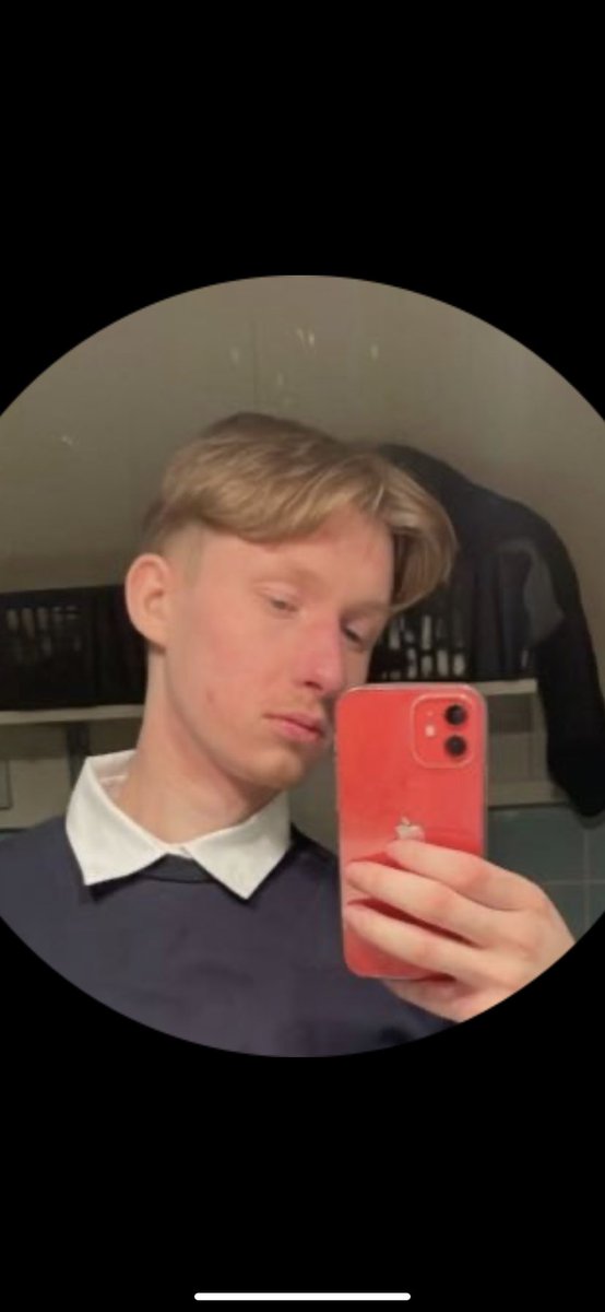 JamesM1703's tweet photo. @iAlpollo @AbsoluteAJ Hopefully he doesn’t look like this 🙏 https://t.co/cVkD0gbcs9