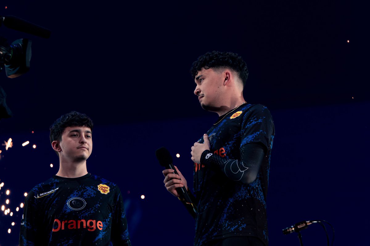 Antonin_hory_'s tweet photo. Hier j’ai pu réaliser un rêve et être photographe pour le #KCX3 , l’évent restera inoubliable. 
Merci encore pour cette opportunité @KarmineCorp 💙 

Vous pouvez retrouver toutes les photos ici : https://t.co/edcIqQ2t18 https://t.co/T0gqMl8rPG