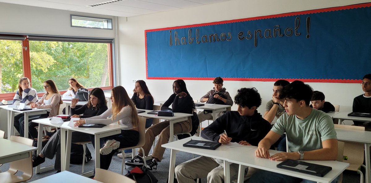 <a href="/BSNLanguages/">BSN Modern Languages</a> We are back in the classroom, where the magic of learning happens! 📚✨#BackToSchool #ClassroomLearning #NewBeginnings <a href="/BSN_SSV/">BSN Senior School Voorschoten</a>