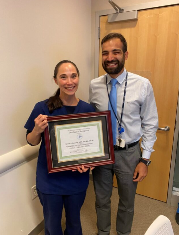 APPennMed's tweet photo. 🏆Advanced Practice Clinical Excellence Award🏆

From Penn Medicine Princeton Medical Center

The winner is: Renee Donnelly, MSN, ANP-BC, AOCNP

Congratulations Renee! https://t.co/twd7IQE6Gd