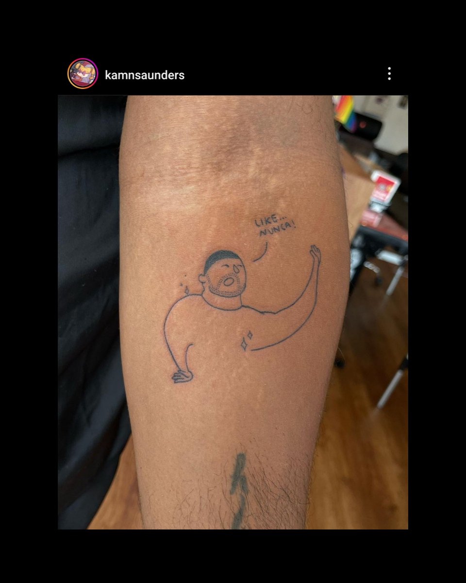📲| Eras Tour dancer, Kam Saunders tattooed his "LIKE NUNCA!" phrase from the Mexico shows 🇲🇽