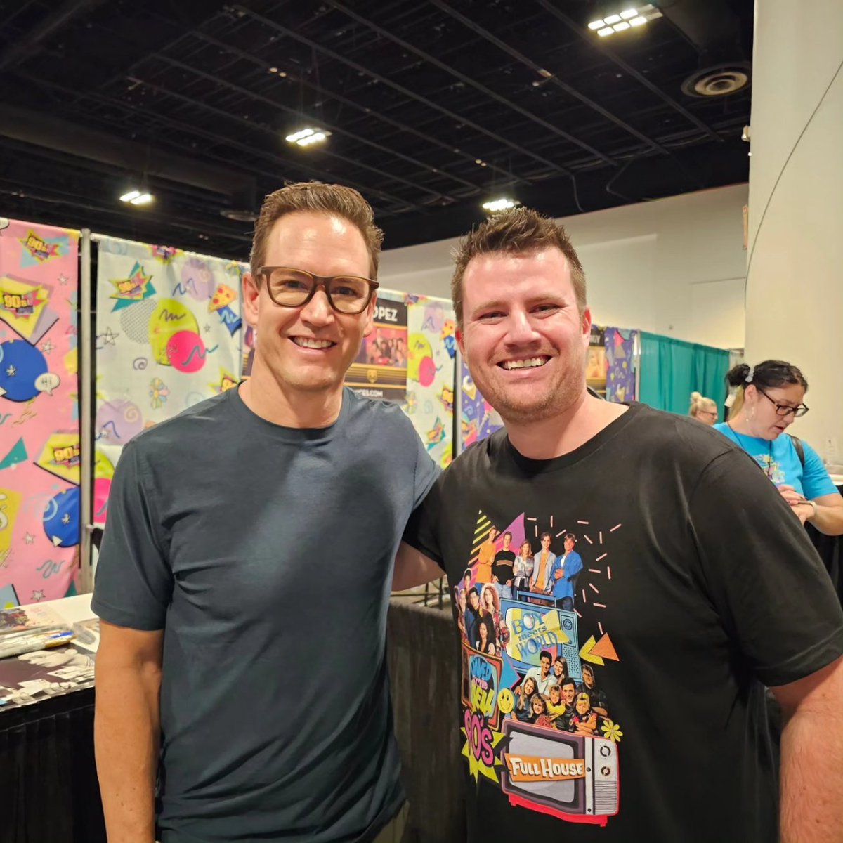 _mdf87's tweet photo. Some great pics from 90s con https://t.co/Ey3D1OcYLG