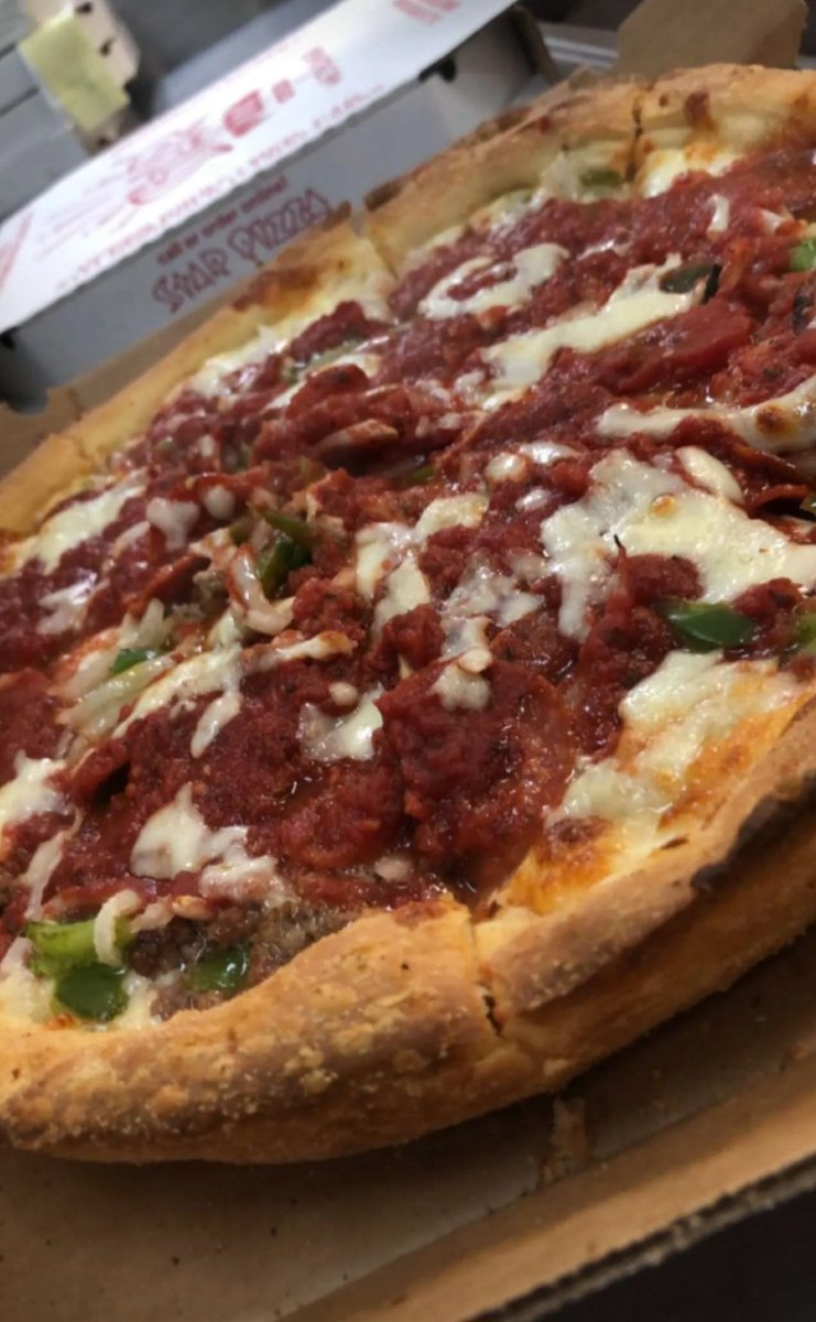 starpizzahou's tweet photo. We DELIVER!!
#letuscookforyou
#NFL
#football
#MLB
#astros https://t.co/enzxy2qXki