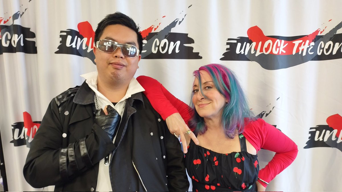 jericollage70's tweet photo. Great to meet @JessicaCalvello today @UnlockTheCon! Pleasure to finally meet you Jessica! #UnlockTheCon #AttackOnTitan #InfiniteStratos2 #DogAndScissors #ExcelSaga #IkkiTousen #QueensBlade #PrincessMinerva #FairyTailTheMoviePhoenixPriestess #GirlsUndPanzer #MariaHolic #Gatchaman https://t.co/ZrNRSKcD7f
