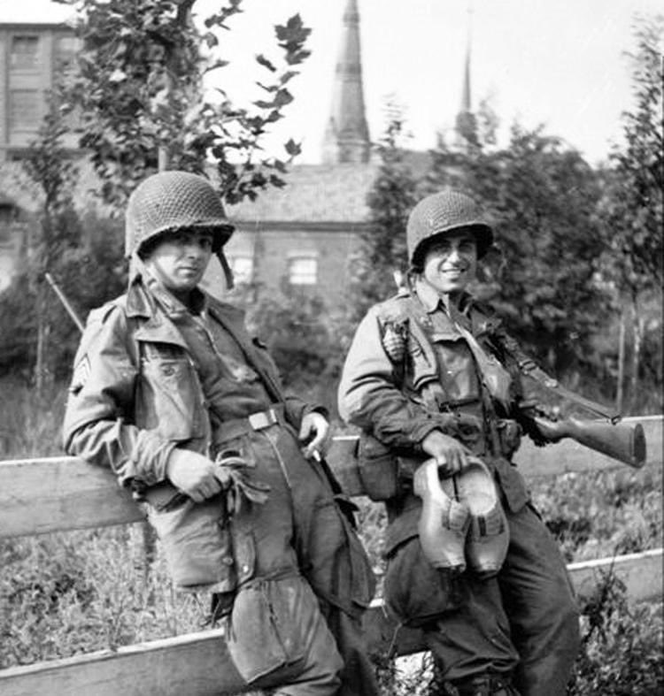 17 september, 79 jaar geleden zetten de Screaming Eagles, 101st Airborne Divisie, 506 PIR, o.a. Easy Compagny op DZ A ten NO van Son, voet op Nederlandse bodem. Hun opdracht: de Bruggen over het Wilhelminakanaal veilig stellen en naar het zuiden optrekken richting Eindhoven.