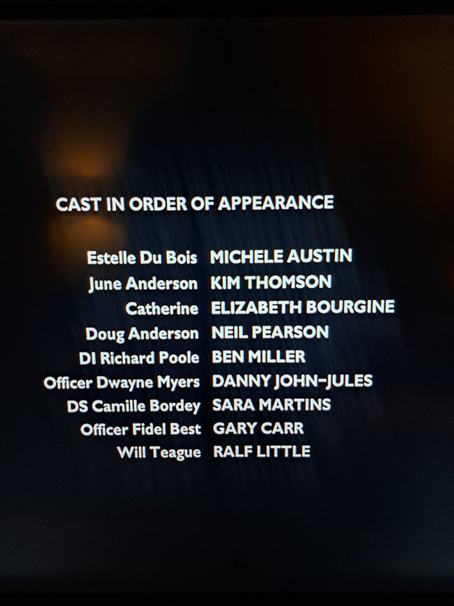 We've started watching Death in Paradise from the beginning with the kids (They're fans of Beyond Paradise).

Familiar face just turned up in S2 Ep6....

<a href="/RalfLittle/">Ralf Little 💙</a>