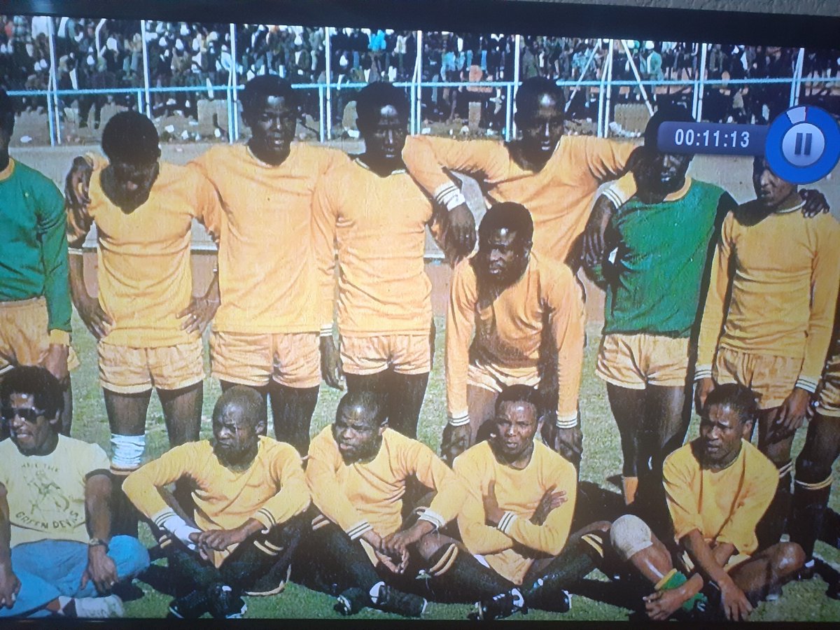 ThabiMoabi's tweet photo. P.U.B.S. aka Pimville United Brothers (not Kaizer Chiefs)...my late uncle Chilliboy "Nobi Styles" Koloba (3rd from the right) towering above everyone b4 joining the mighty Orlando Pirates😉😉 #PulseOfTheNation https://t.co/F97HYLnCqr