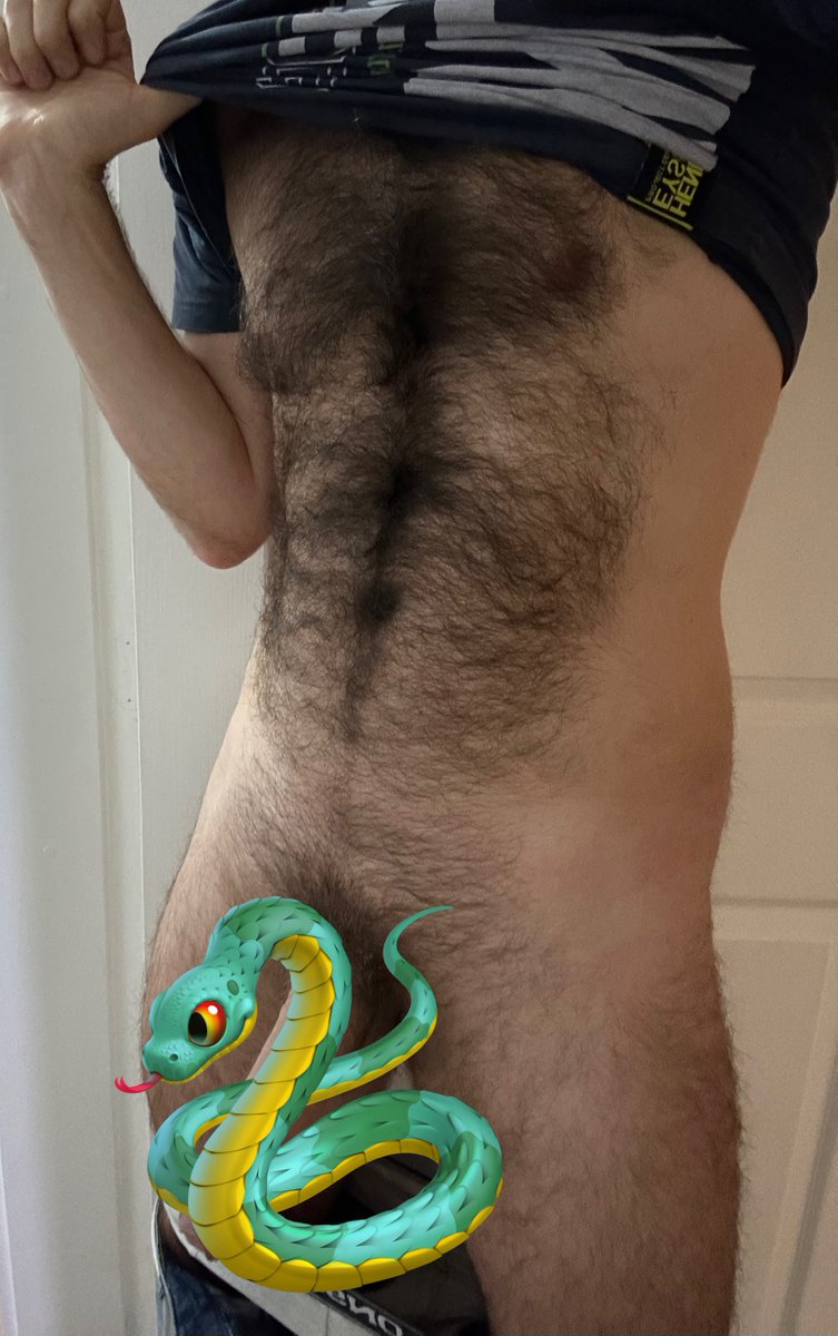 dazzyro1's tweet photo. Sunday snake (uncensored version already on the alt) 🐍 https://t.co/xQ5e4ijNDl