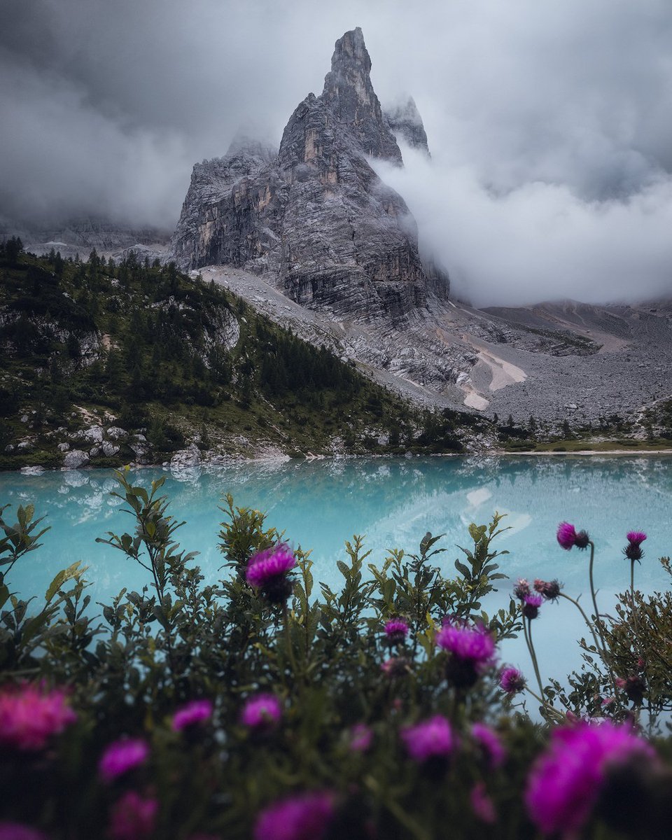 The amazing Lago Sorapis in the Dolomites blew my mind!
#photography