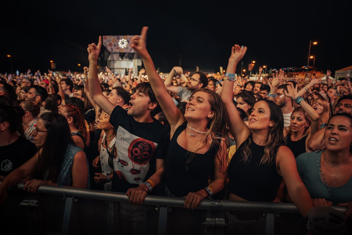 vetustamorla's tweet photo. Muchas gracias, Granada @GranadaSound ❤️ https://t.co/vjQGwv5T1p