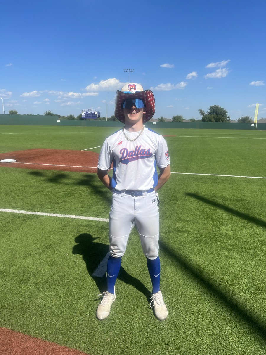 #DFWFallLeague F: <a href="/MustangsDallas/">Dallas Mustangs</a> 16U Martin/Sykes 9, Pro Source 16U Longsworth 2
PoG: Koty Berta 2-3, 2 RBI, SB, BB
Notable: <a href="/cooper_carrell/">Cooper Carrell</a> 1-2, 2B, 2 RBI