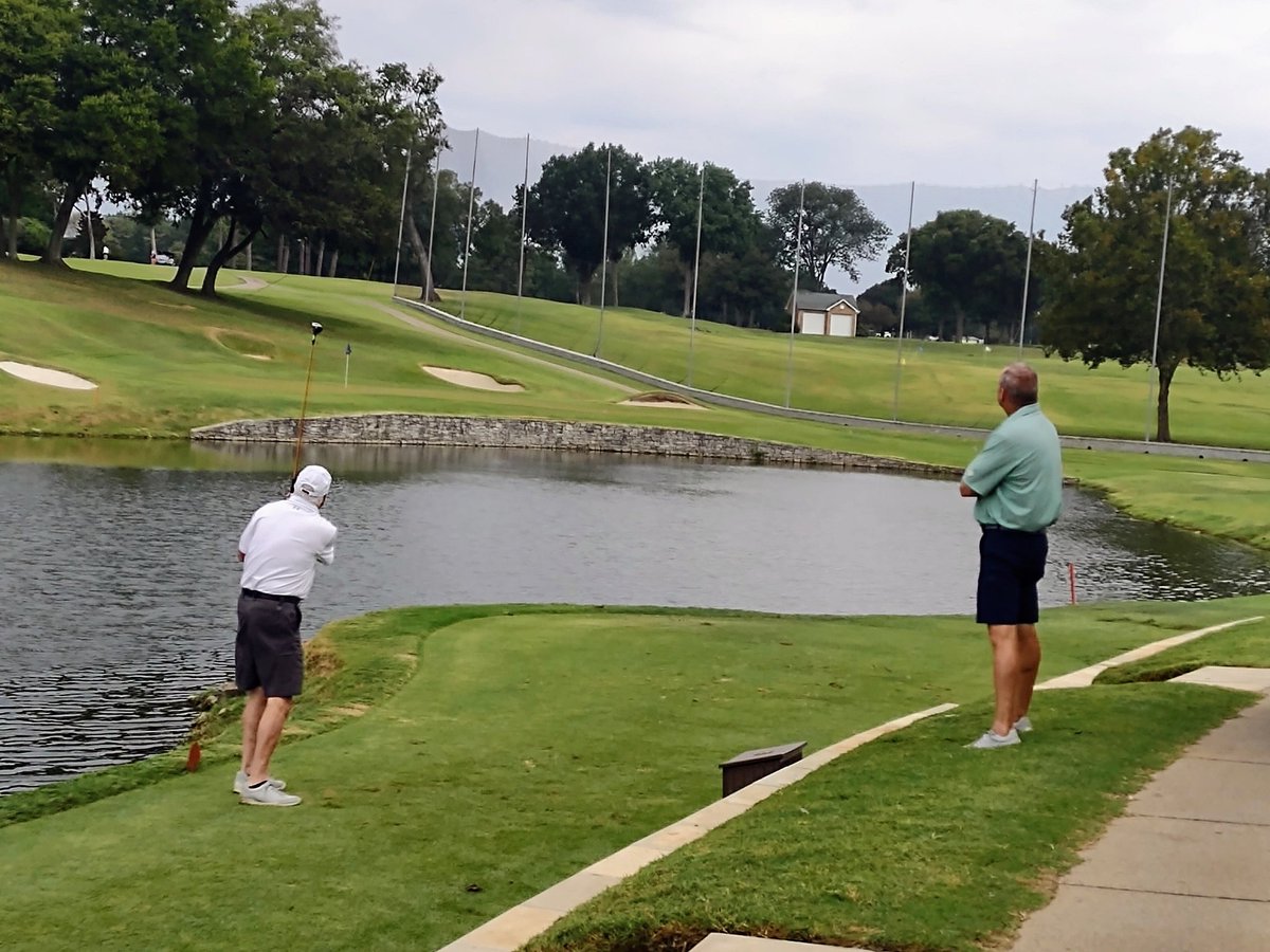MusicCityTR's tweet photo. #SundayFunday with my guys @kentlmitch615 @OldHickoryGolf missed @TimNicholsMusic #Fore #PinHighKent #EagleOnSixteen #GotJack https://t.co/QvhBWJKqka