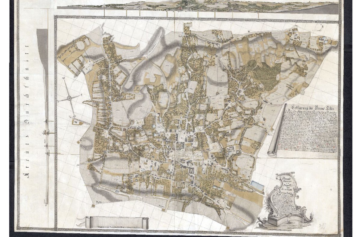 Próba odtworzenia sieci zabudowy Wieliczki z końca XVIII wieku na podstawie mapy K.Nicolaschy'ego. Ostatnie zdjęcie to skan oryginału mapy. #QGIS #wieliczka #b3d #staremapy #oldmaps