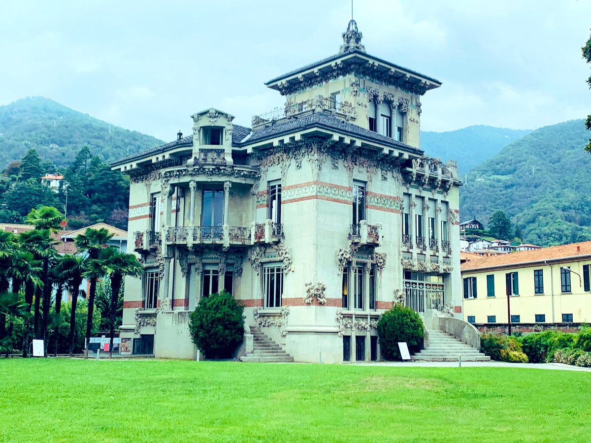 miatravelblog's tweet image. Loved #comocity and the lakeside walk we did to #cernobbio. A great day out from #Milan #lakecomo #daytripfrommilan #visitmilano
