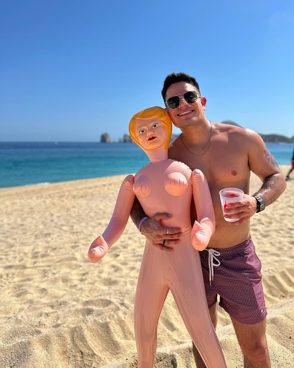 Por fin le cumplí a mi novia su sueño de conocer el mar ♥️.