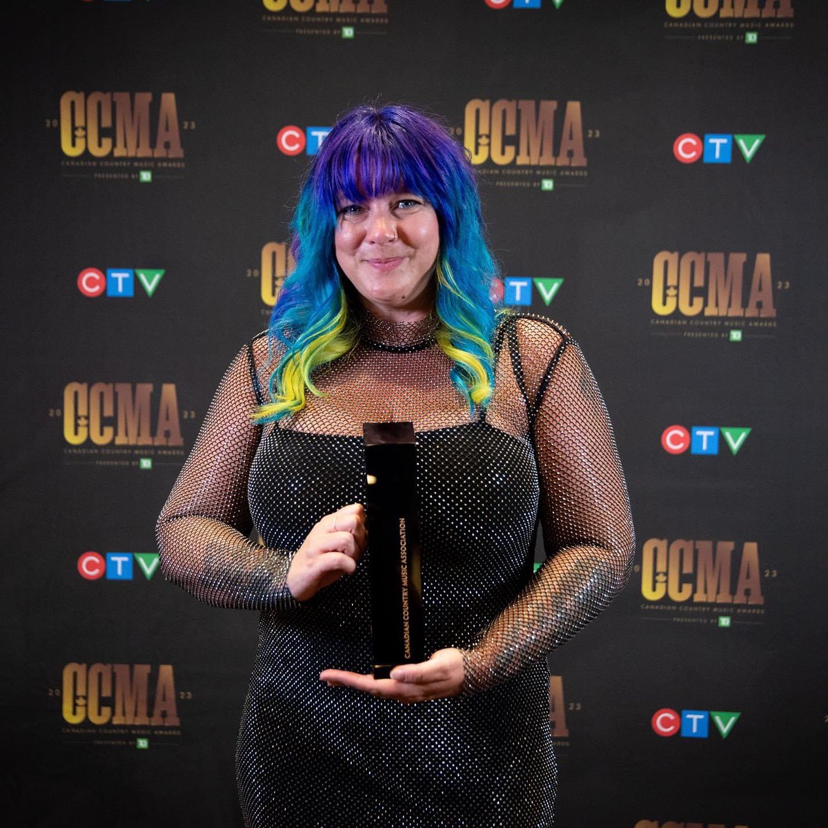 Congrats to <a href="/WendyBoomer/">Wendy Boomer</a> CCMA Personality of the Year and <a href="/LoyalistCollege/">Loyalist College</a> graduate!