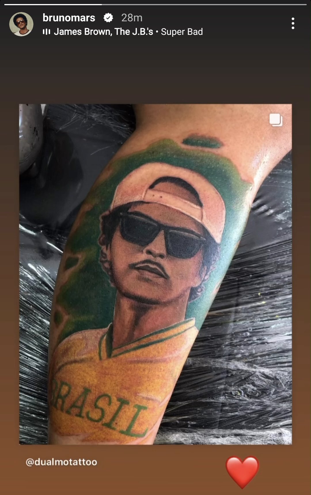 MARSCHIVES on X: “📸 Bruno Mars appreciates and shares a fan’s