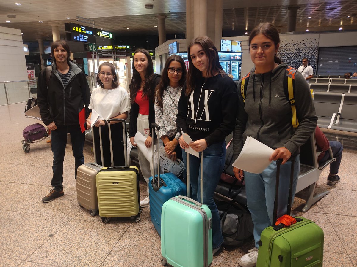 IES Ramón J. Sender tweet media