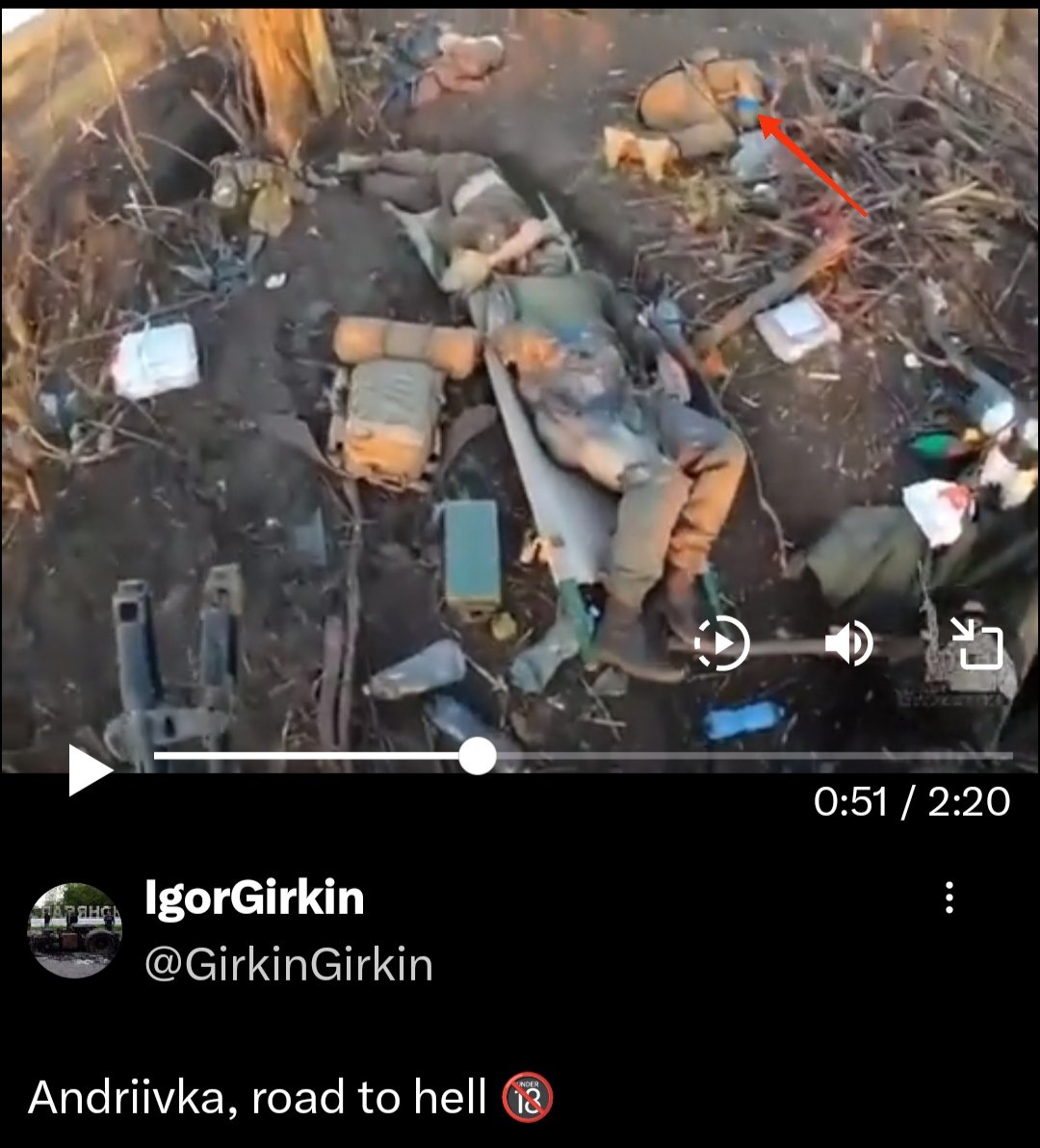 sovietiku's tweet photo. @GirkinGirkin Ukrainian soldier?! https://t.co/NHR4N9iSpI