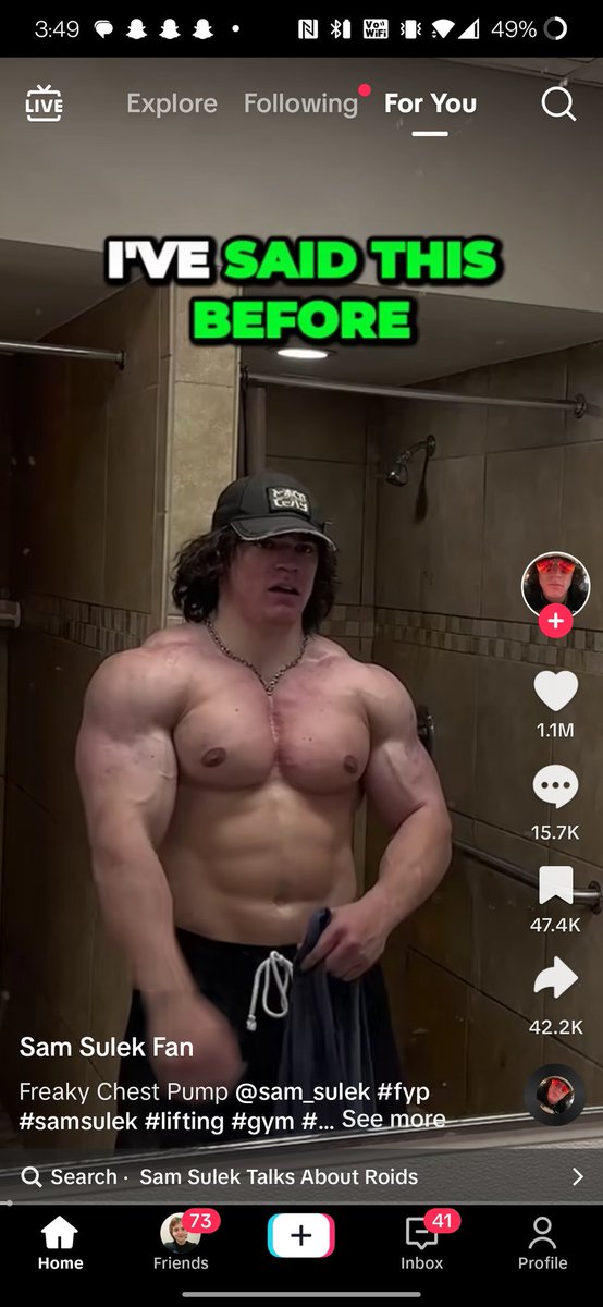 thevoyager_'s tweet image. Juiced up like this at 21 is fucking crazy.