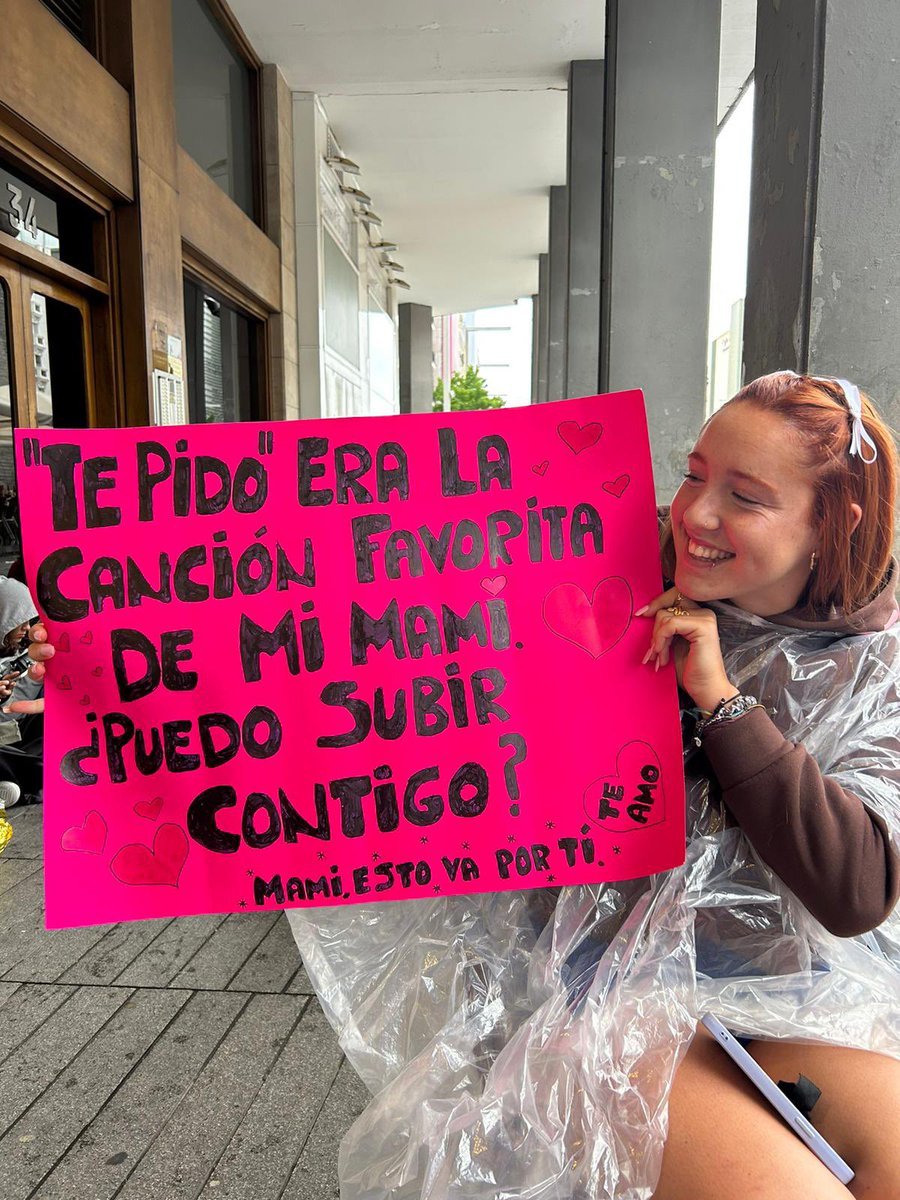 MariTStoessel's tweet photo. Por esto es tan amada Tini, que momento más especial 🥹😭 https://t.co/8NsvFTTkHi
