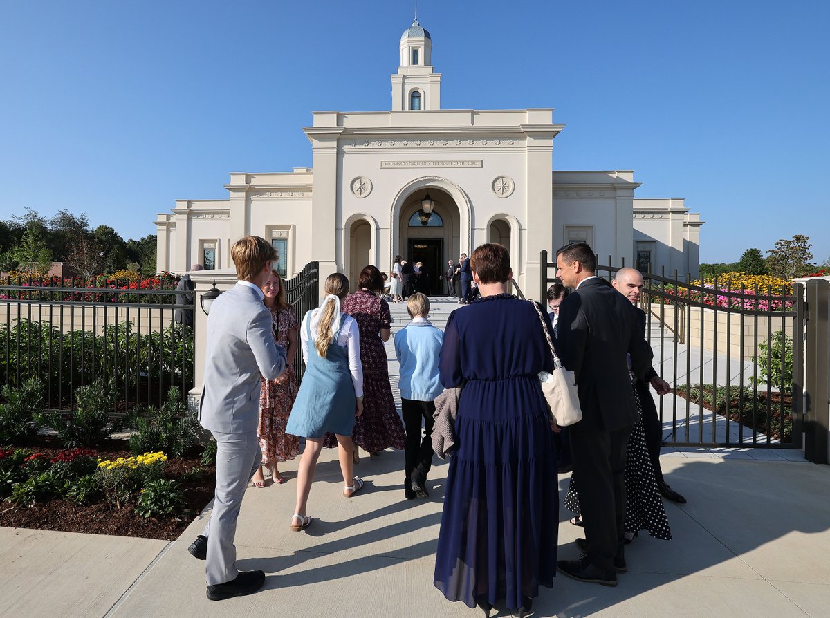 BednarDavidA's tweet photo. As a 12-year-old boy in 1964, I attended with my mother the dedication of the Oakland California Temple of The Church of Jesus Christ of Latter-day Saints—the 13th operating House of the Lord. Today, just 59 years later, 315 temples are functioning, announced, in design, under construction, or being renovated. This number includes the Bentonville Arkansas Temple that I had the privilege of dedicating earlier today by assignment from President Russell M. Nelson.

How grateful we should be to live in this remarkable season of the latter-day dispensation of the fulness of times. We are blessed to witness and participate in the ongoing fulfillment of prophecies that holy houses of the Lord will dot the earth. Surely, The Lord is hastening His work in marvelous ways all around the world.