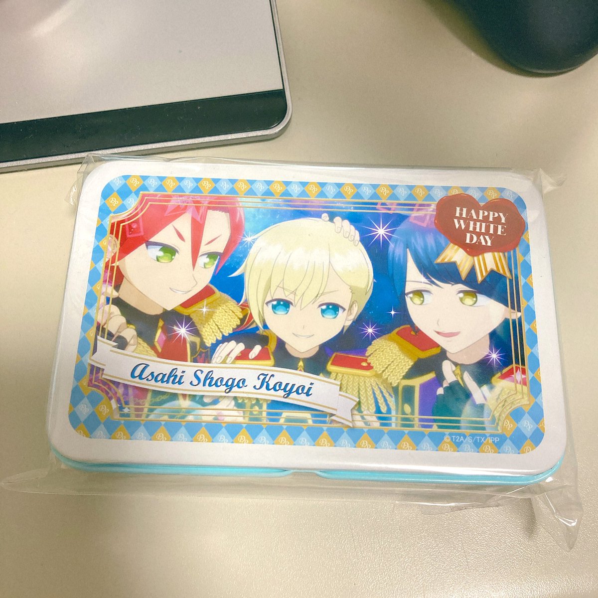 _kashi0's tweet photo. 新品未開封のWITHチョコ出てきた https://t.co/0znBW6qUAg