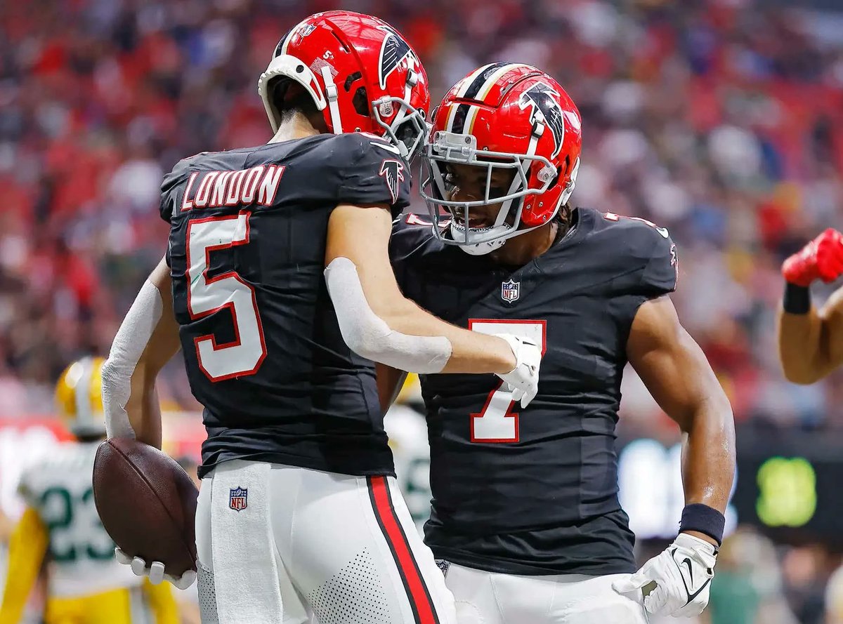 barstoolsports's tweet photo. The Atlanta Falcons Might Be Good https://t.co/zNRlD4iYpZ https://t.co/lhBIydUc2k