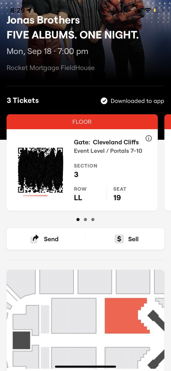 sambo4017's tweet photo. Selling 3 FLOOR tickets to the @jonasbrothers show in Cleveland 9/18! 

Paid $330 for each, asking $250
Section 3 row LL 
#THETOUR https://t.co/91nd0nGJU7