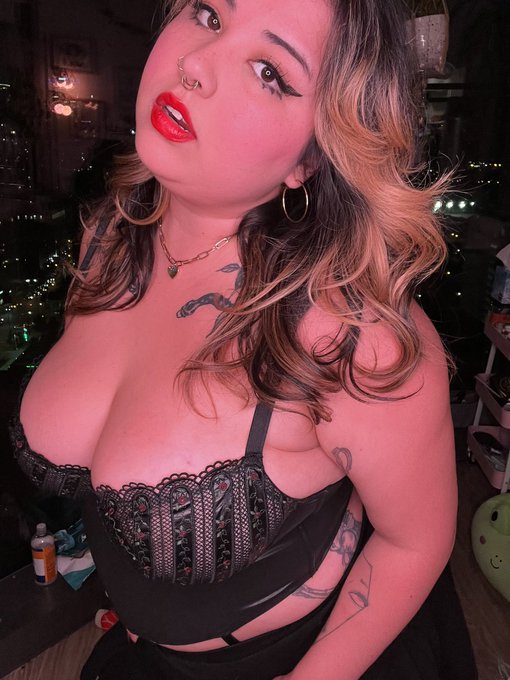 ❤️🥵 https://t.co/8lsyVPbe7P